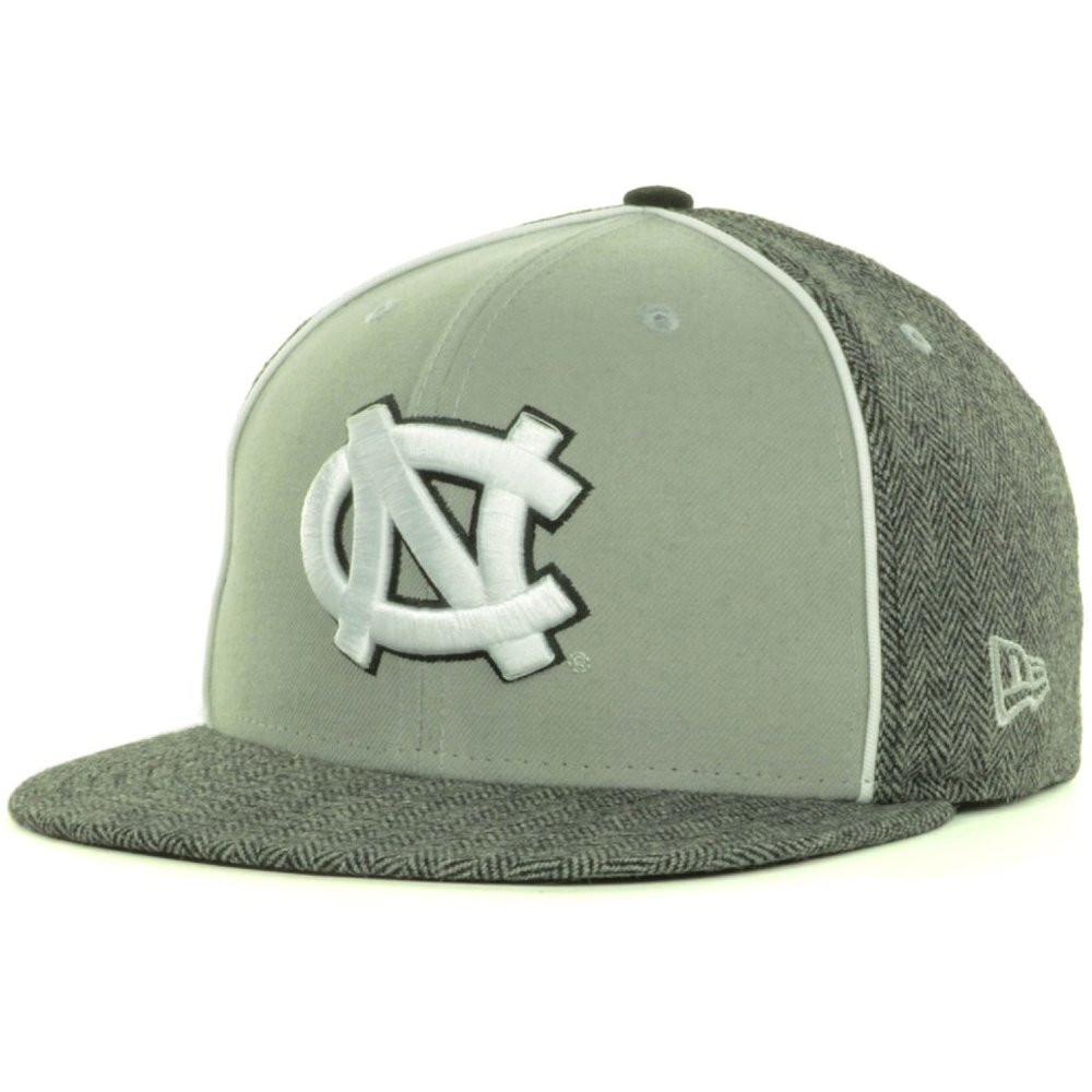 New Era UNC Tar Heels Herringbone Fitted Hat 7 1/4
